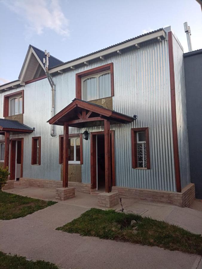 Uaken Cabanas El Calafate Exterior photo